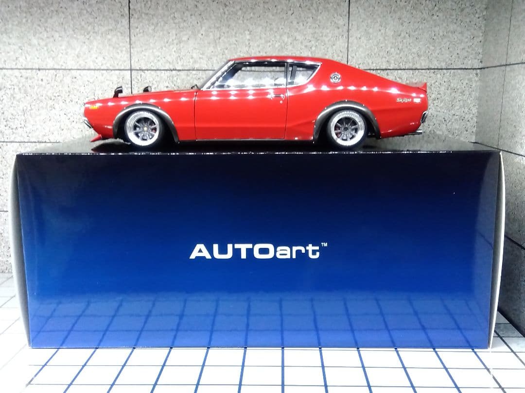 AUTOart 1/18ミニカー スカイライン 2000 GT-R カスタム