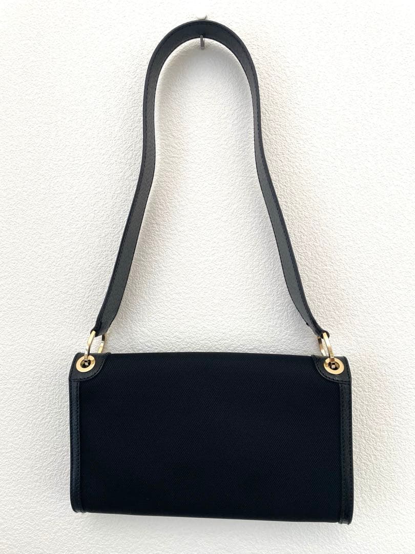 サルバトーレフェラガモ ブラック バッグ AU21-1864 美品　イタリア製