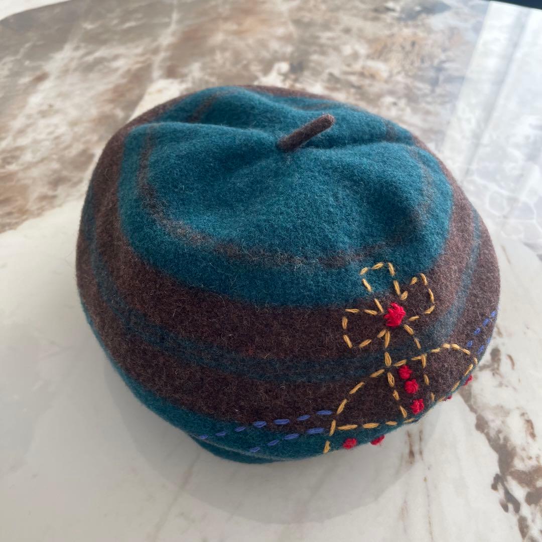 美品 Vivienne Westwood 刺繍入り ベレー帽