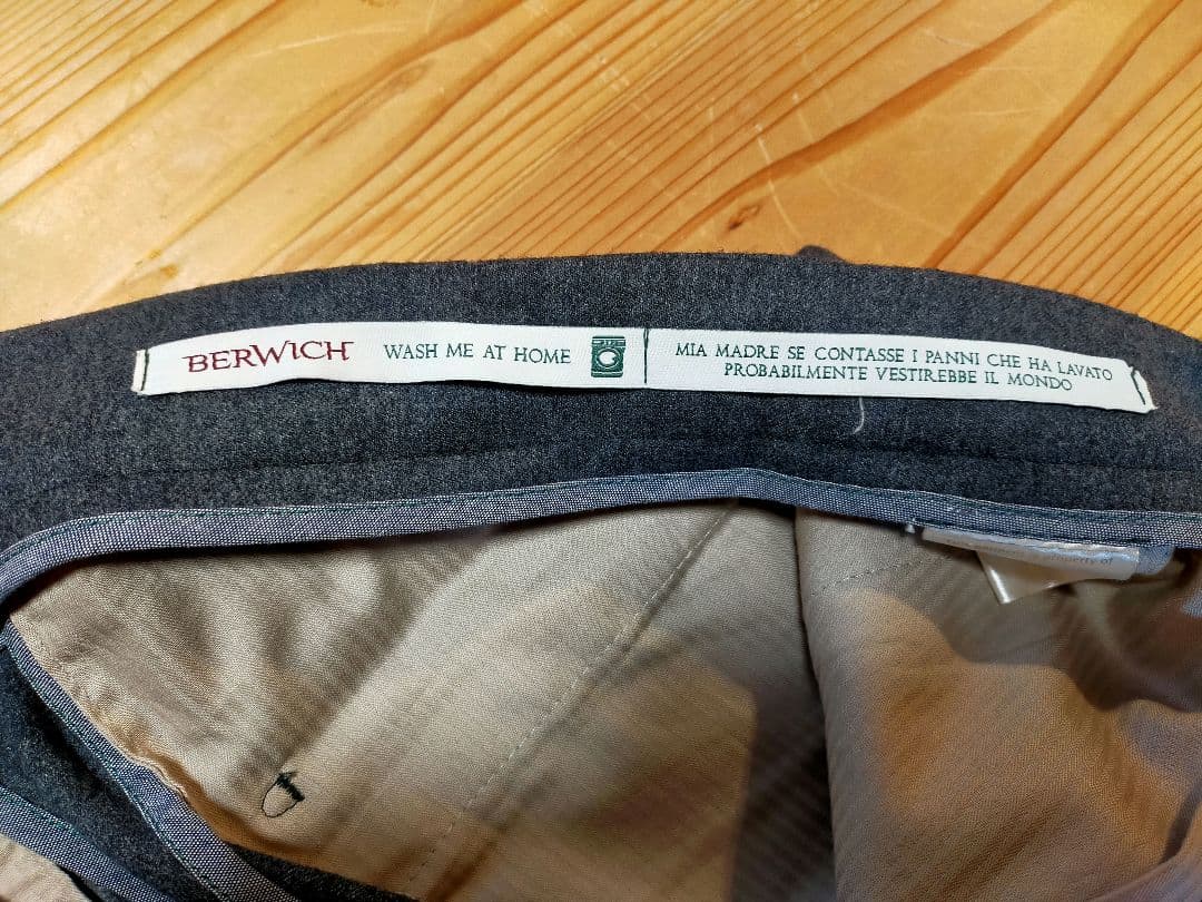 【美品】BERWICH ベルウィッチ スコッチ　ウールスラックス44