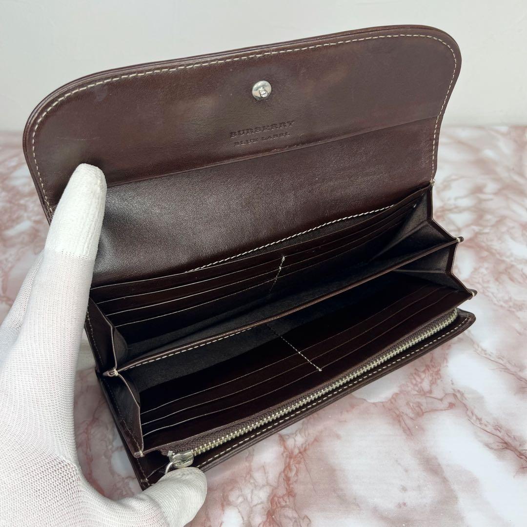 【極美品】BURBERRY チェック柄 長財布 二つ折り財布42