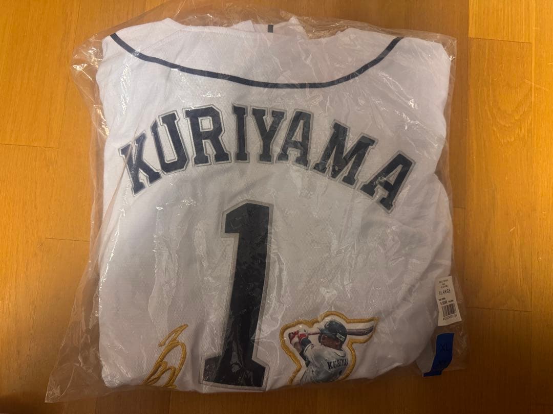 栗山巧2000安打達成記念ユニフォーム XL
