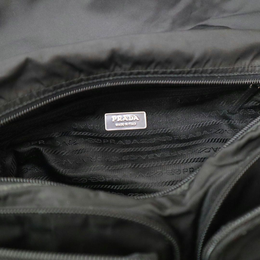 美品✨プラダ メッセンジャーバッグ ダブルポケット 黒 三角ロゴ BT1738