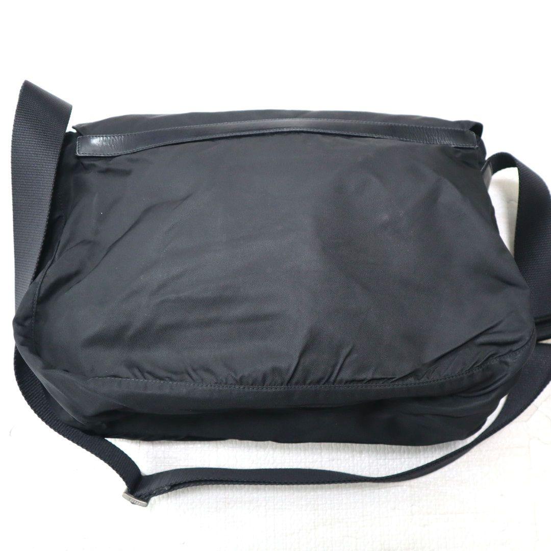 美品✨プラダ メッセンジャーバッグ ダブルポケット 黒 三角ロゴ BT1738
