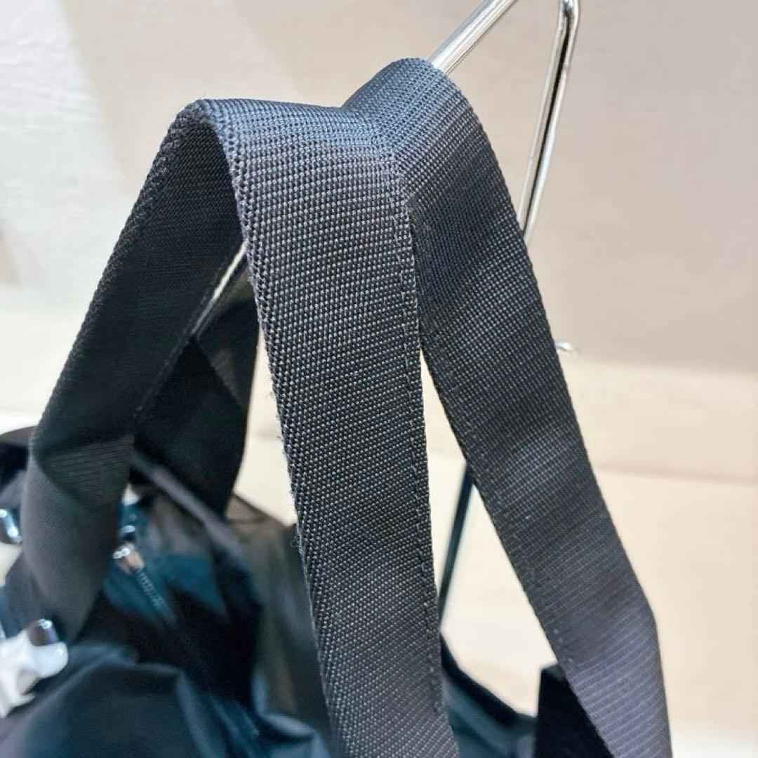 【美品】ear PAPILLONNER 樹脂パーツトートバッグMサイズ 黒