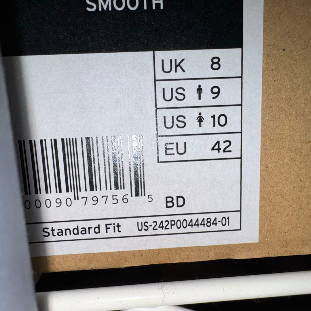 Dr. Martens 3ホール