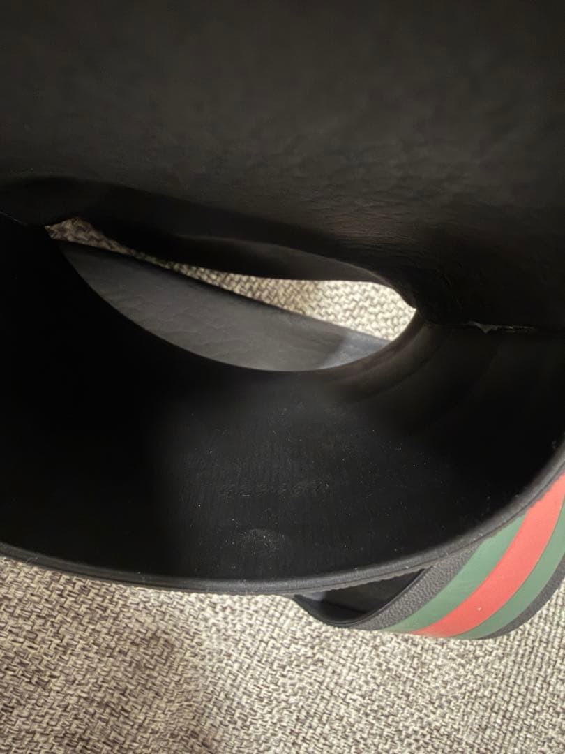 GUCCI シャワーサンダル　30