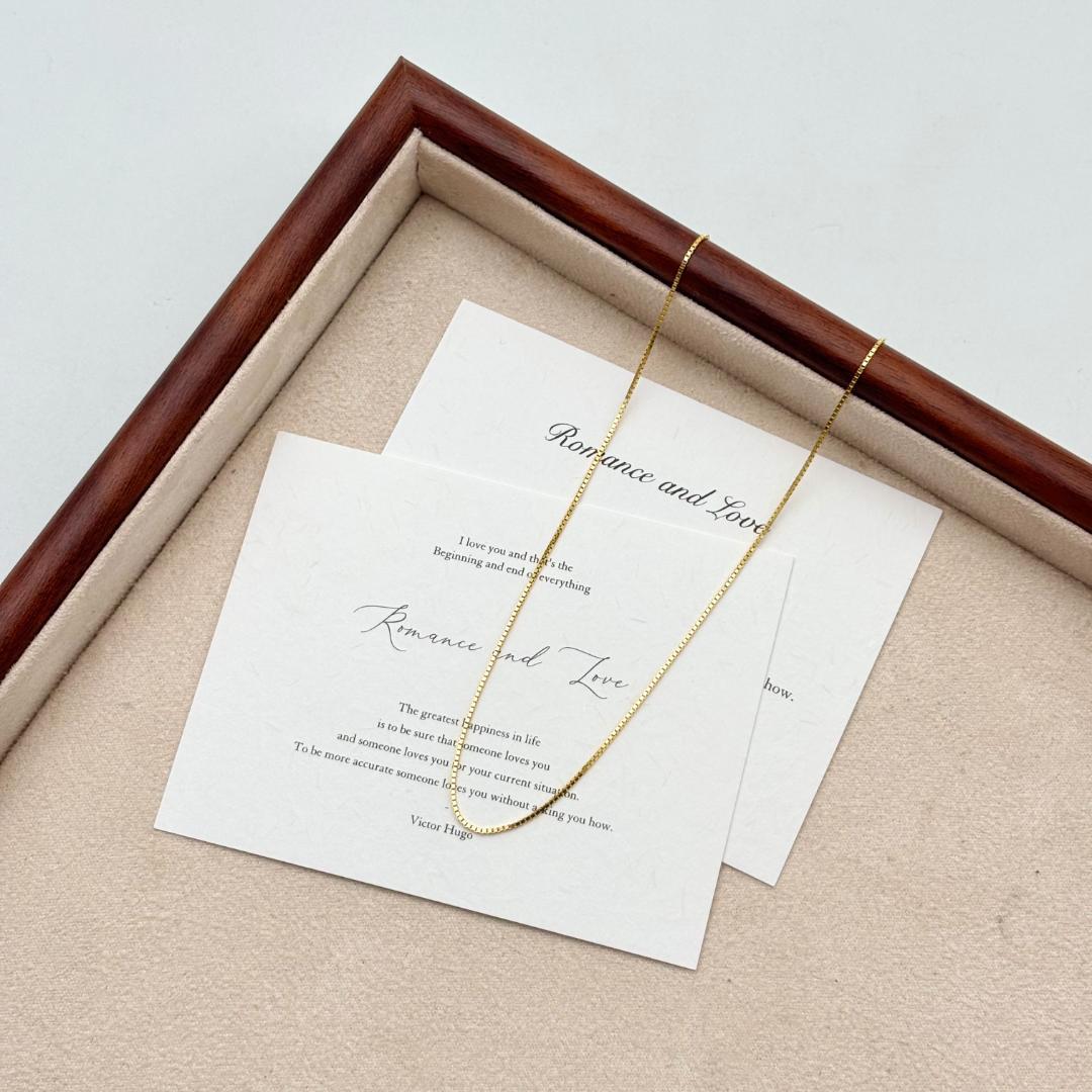 ⭐ 極美品 ✨K18金 ネックレス 1.65g ロブスタークラスプ