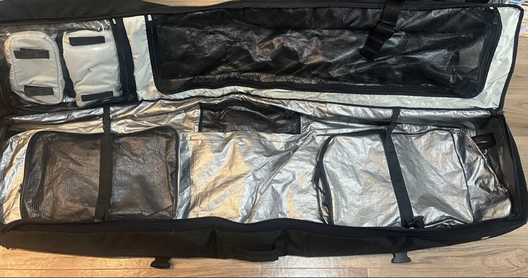 【メロン熊さん専用】Burton(バートン) WHEELIE LOCKER