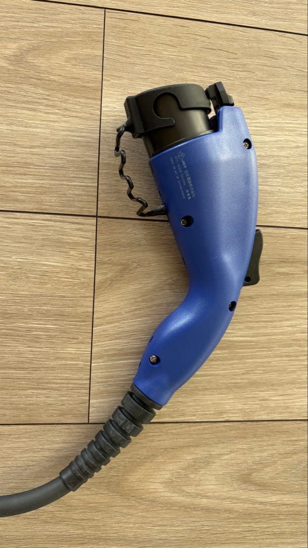 【純正品】TOYOTAプリウスPHVケーブル7.5m ♢親の棚からでできました！