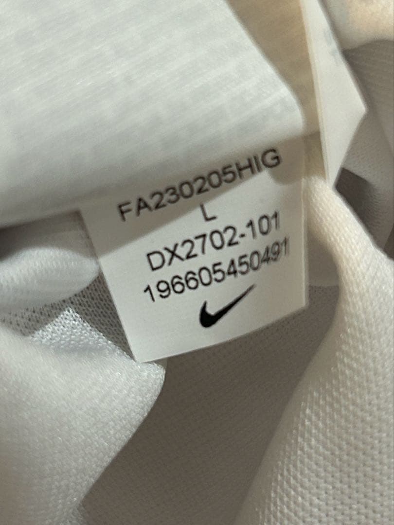 リシャルリソン　ホーム　ユニフォーム