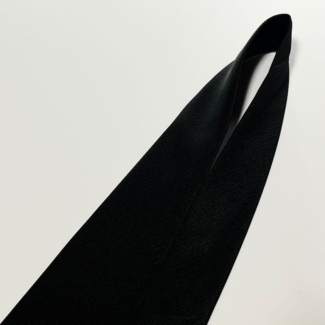 3592⭐️美品⭐️ジョルジオアルマーニ ネクタイ 無地 シャドーストライプ