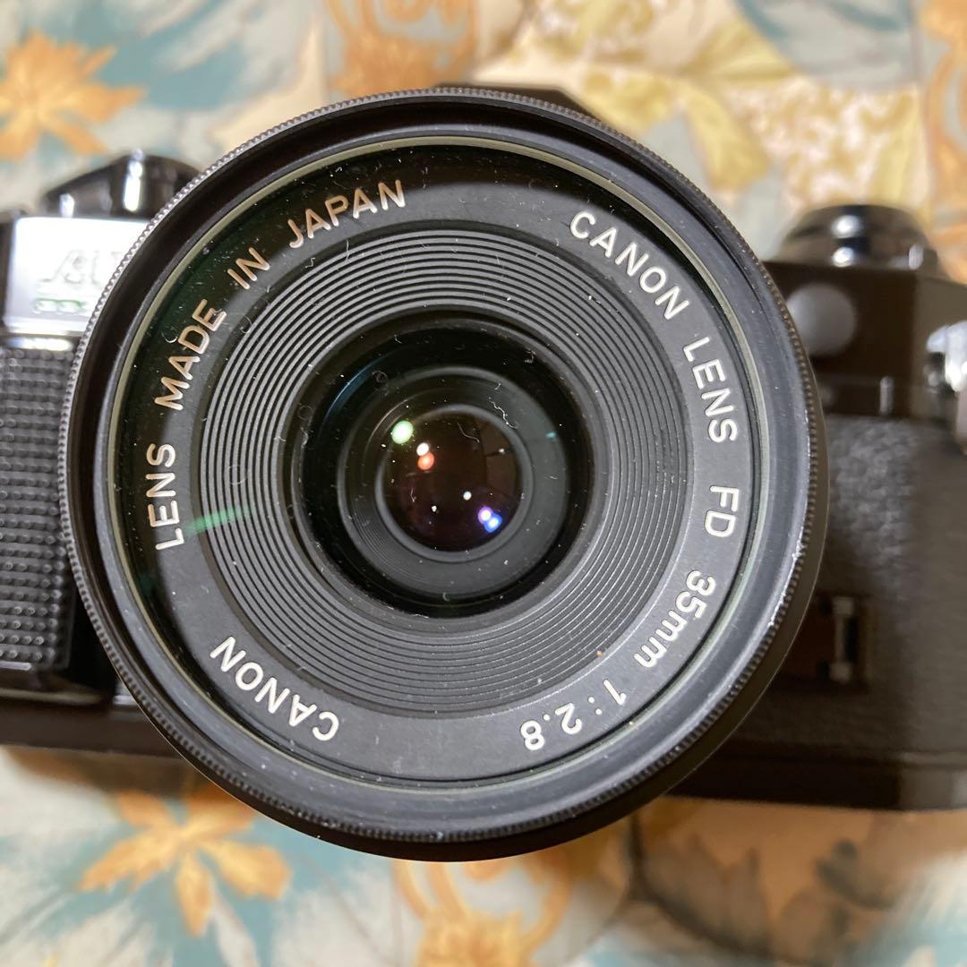 Canon AE-1 program 黒35mm f2.8レンズ付
