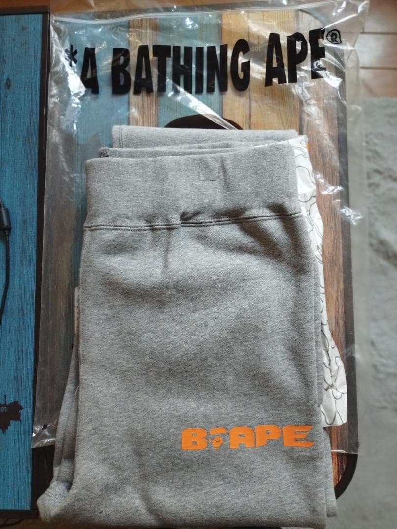 A BATHING APE グレースェットパンツ オレンジストライプ
