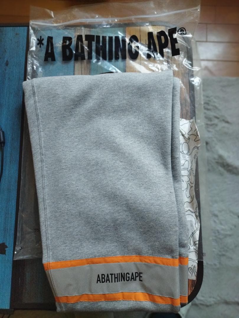 A BATHING APE グレースェットパンツ オレンジストライプ