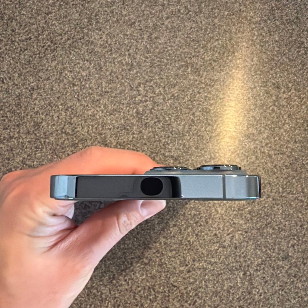 Apple iPhone 13 Pro 256GB シエラブルー本体