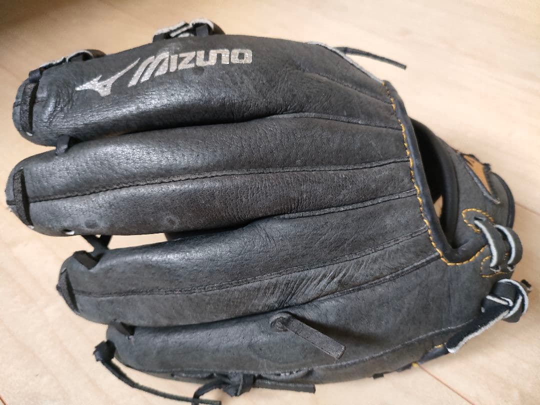 ミズノ 野球グローブ オレンジ 黒