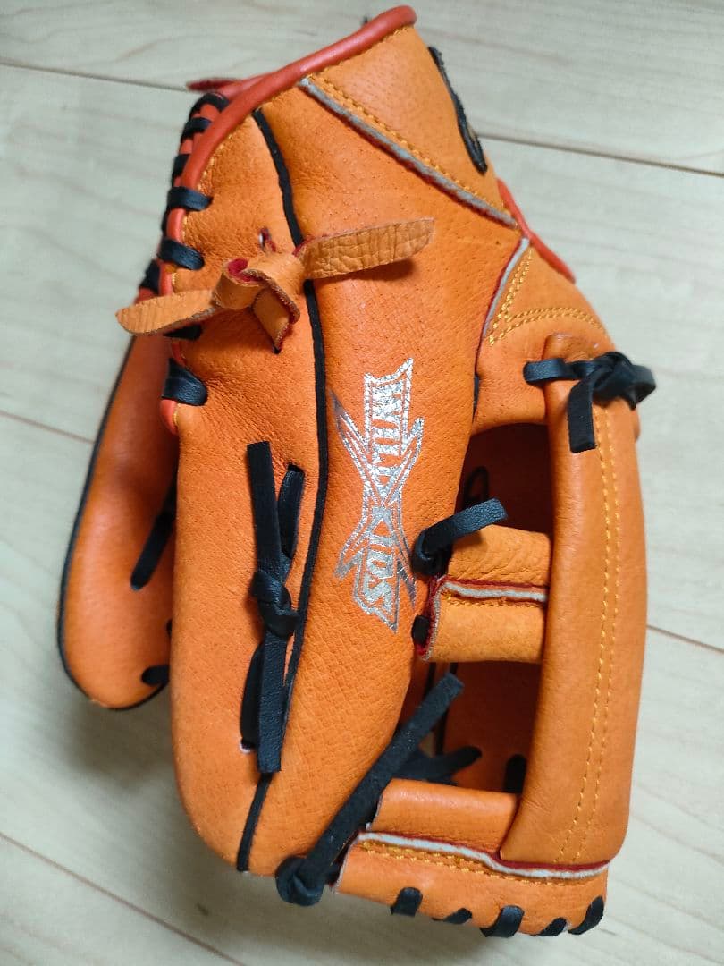 ミズノ 野球グローブ オレンジ 黒
