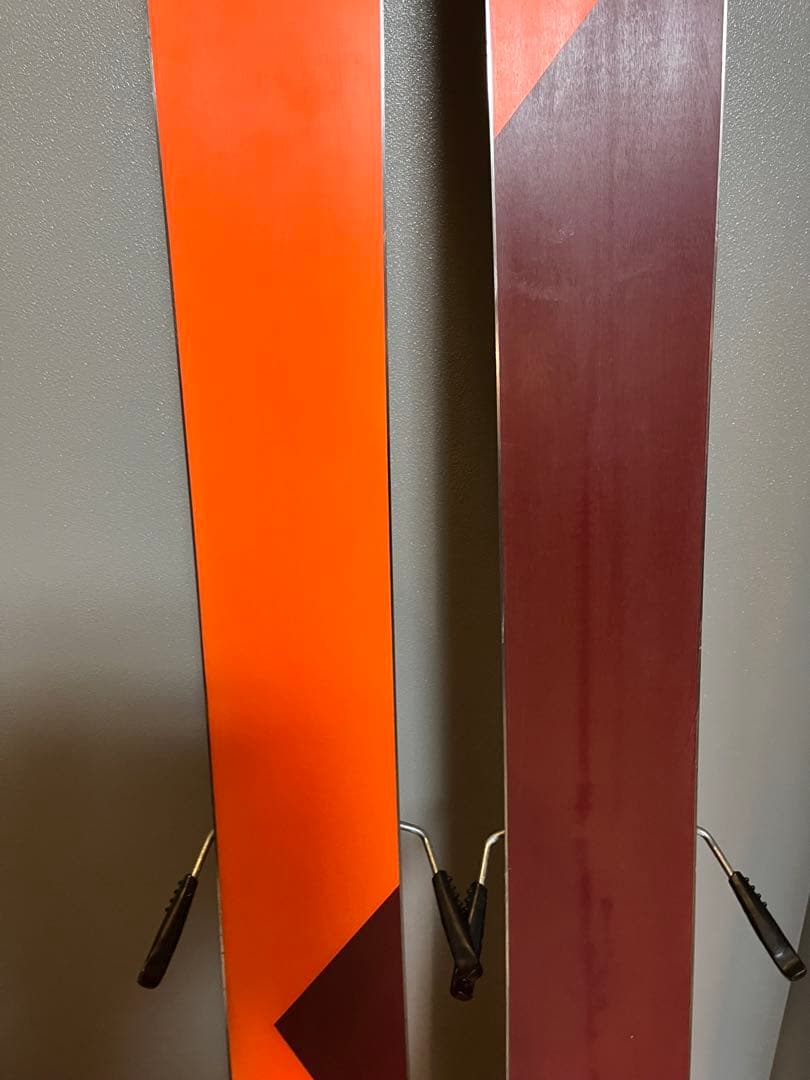 スキー板　SALOMON QST106 174cm