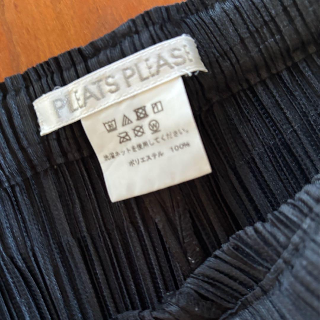 値下げ中○プリーツプリーズ PLEATS PLEASE シッカーパンツ　黒