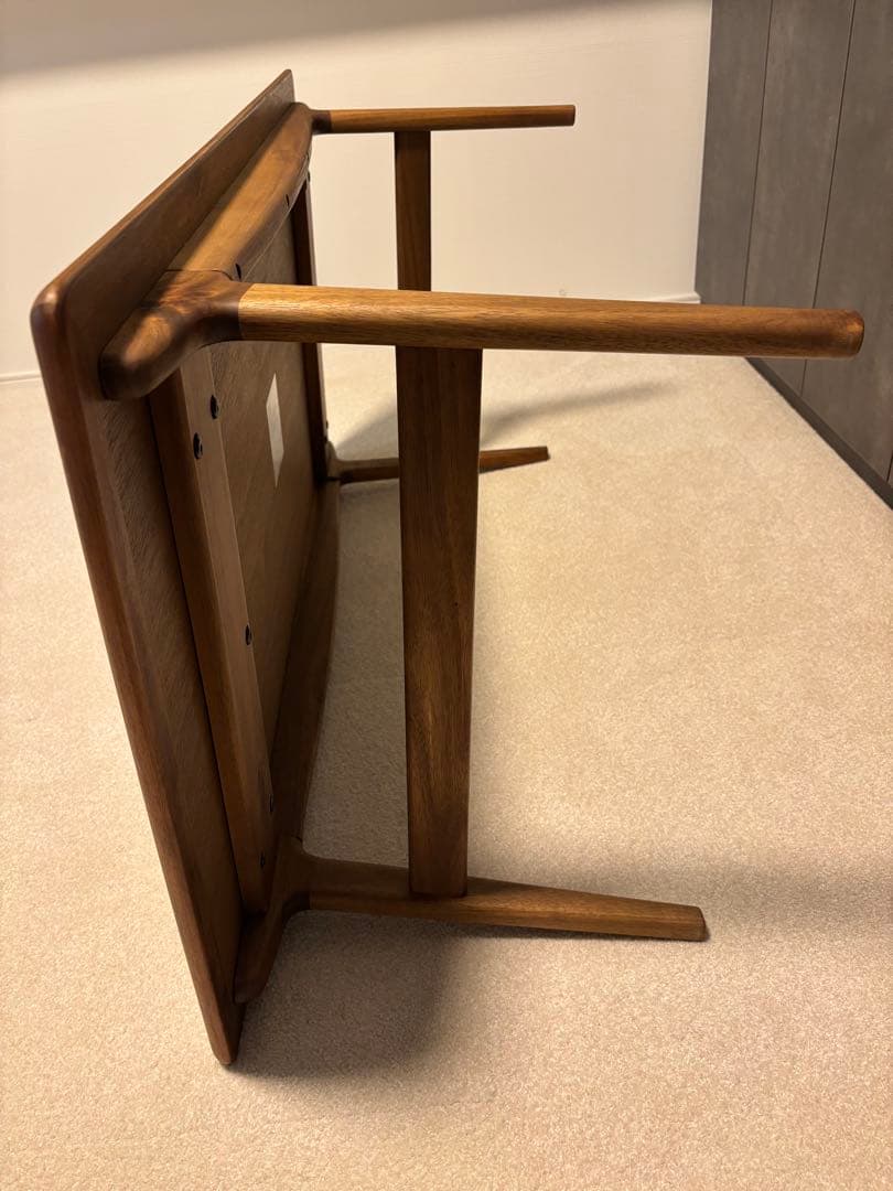 CHAPTER リビングテーブル