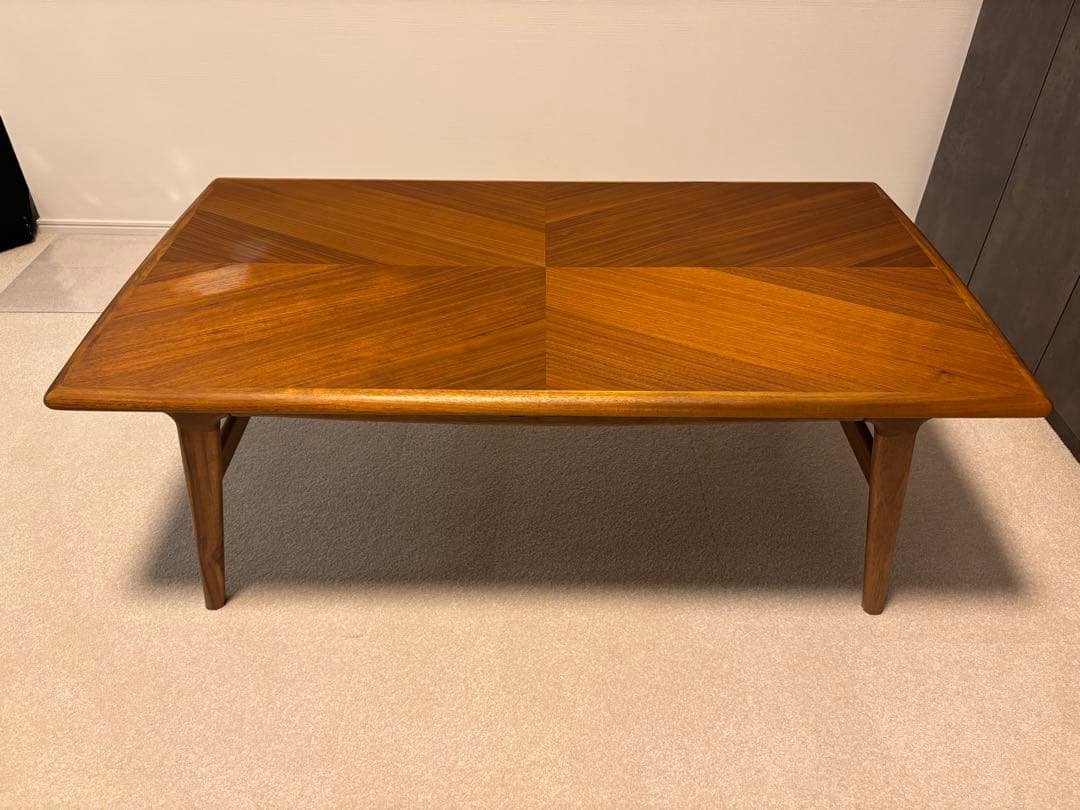 CHAPTER リビングテーブル