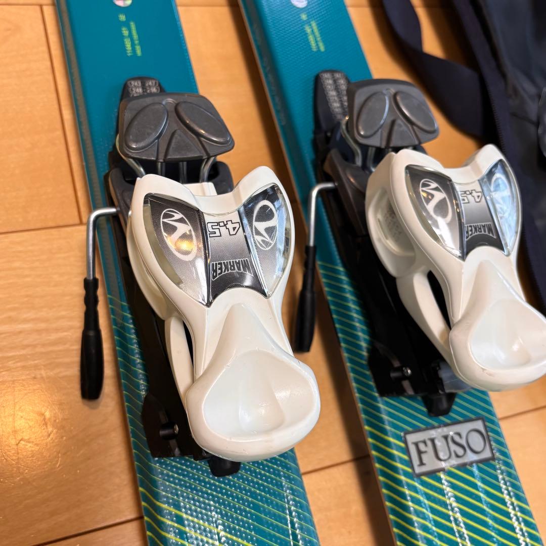 VOLKLRACETIGER SLスキー板150cm 4点セット