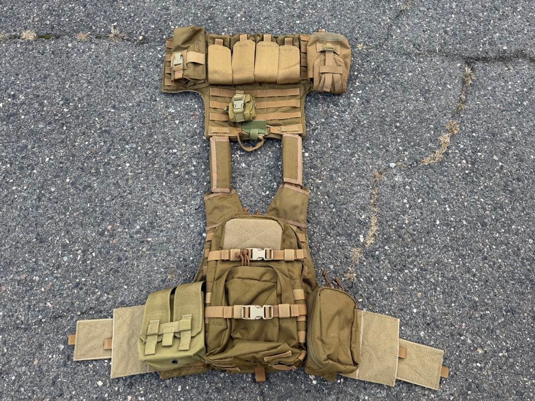 FLYYE製　CIRASボディアーマー　フルセット