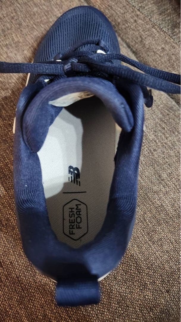 New Balance ネイビー スパイクシューズ