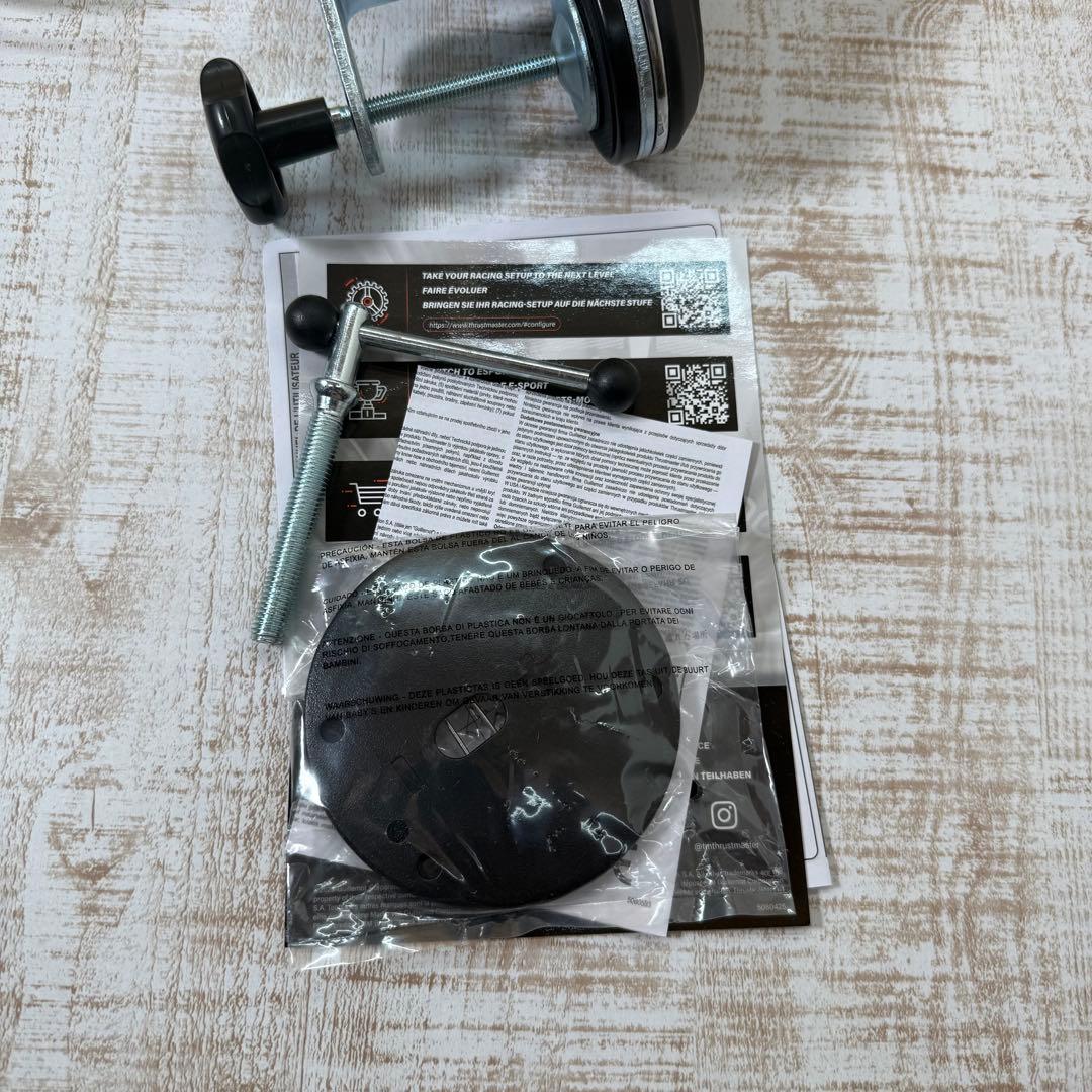 THRUSTMASTER TH8Aシフター Add on shifter