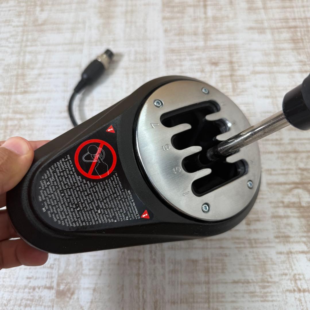 THRUSTMASTER TH8Aシフター Add on shifter