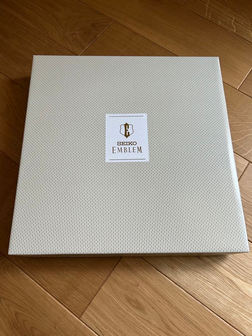 【未使用】SEIKO セイコー EMBLEM HS542W 掛け時計 壁掛け