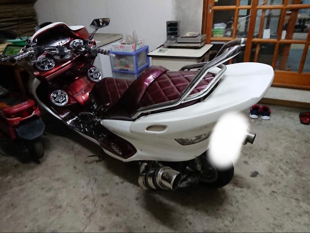 マジェスティC かち上げエアクリーナー