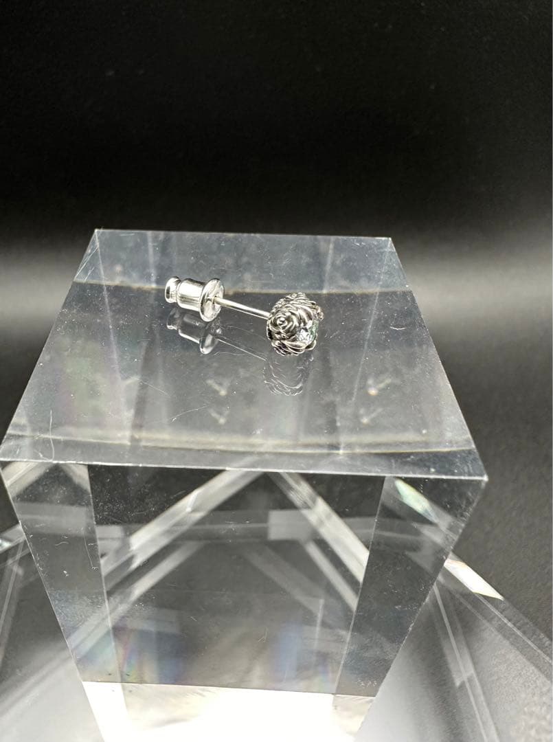 【新品未使用】janji tokyo 「Rose」ピアス　Sサイズ　赤西