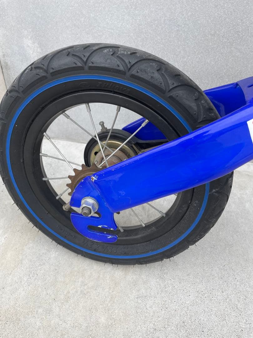 へんしんバイク　Henshinバイク　空気入れ付き 青色