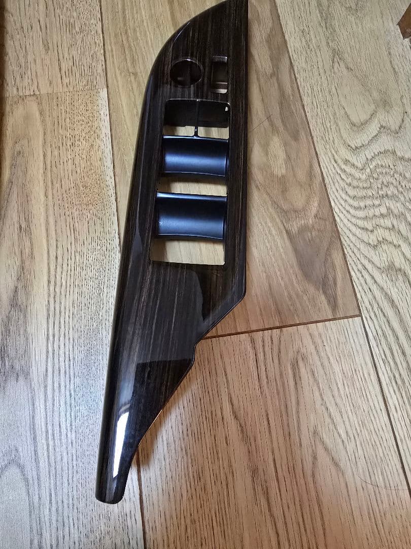 GUN125 ハイラックス　ウッドパネル