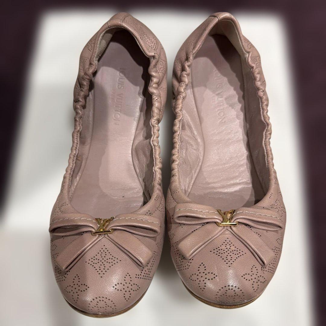 フ*ん様 Louis Vuitton リボン付きフラットシューズ