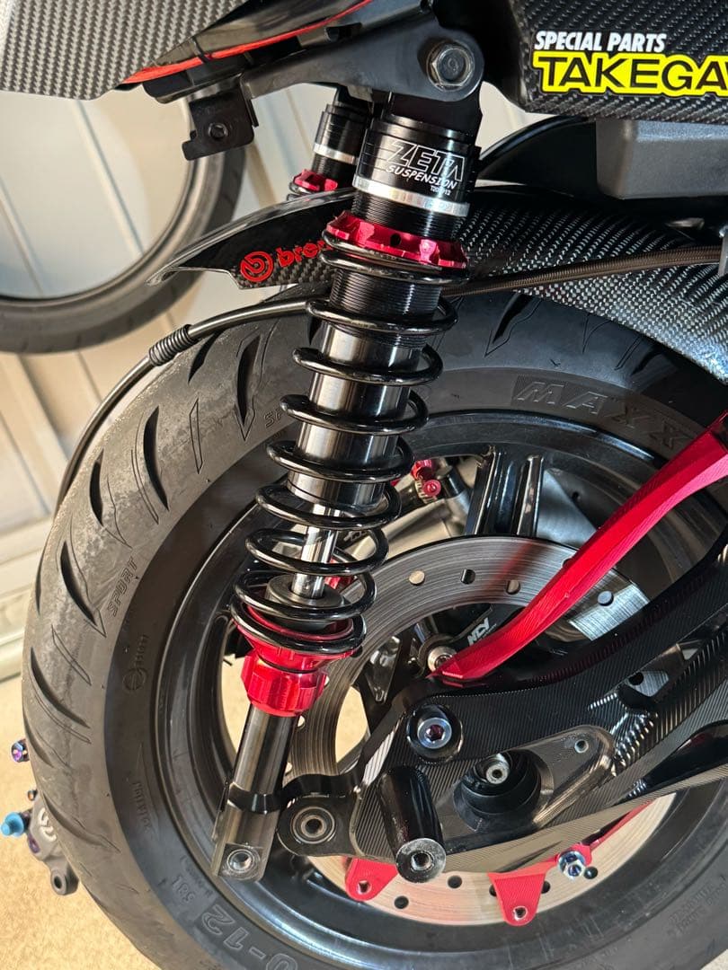 ZETA サスペンション 黒/赤
