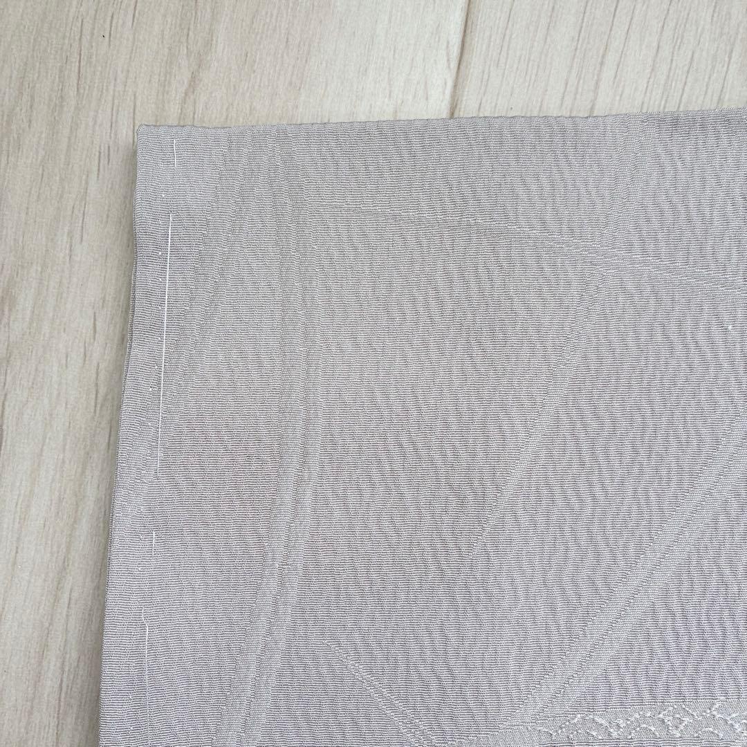 色無地　フルセット　着物　正絹　しつけ糸付き　ホワイトグレー　一つ紋　G4