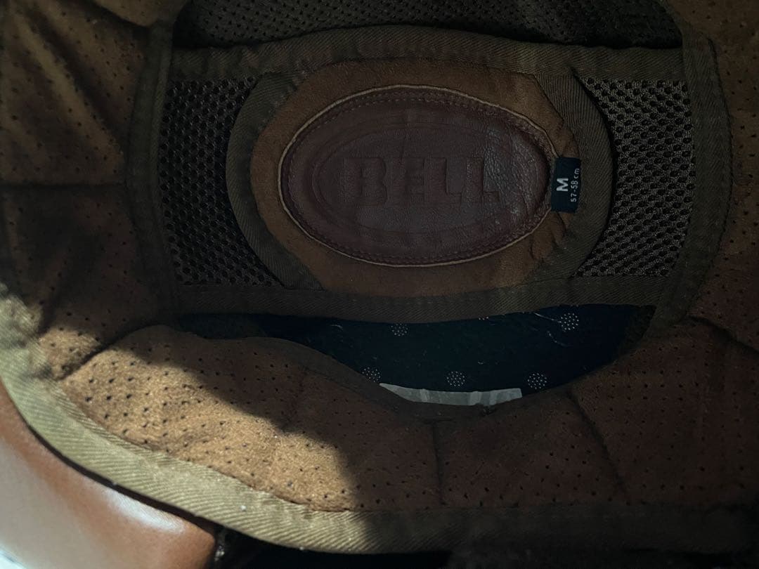 本日2/1限定価格　Bell bullitt TT ホワイト　中古　Mサイズ