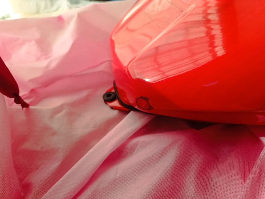 MC21 フューエルタンク　ガソリン ホンダ　 NSR250 赤白　内部はキレイ