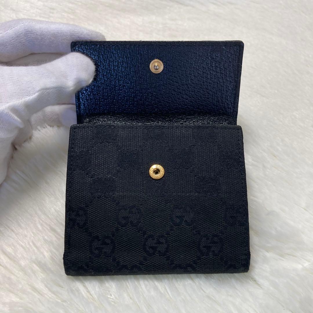 早い者勝ち　GUCCI グッチ　二つ折り　キャンバス　GG 黒　スタッズ　希少