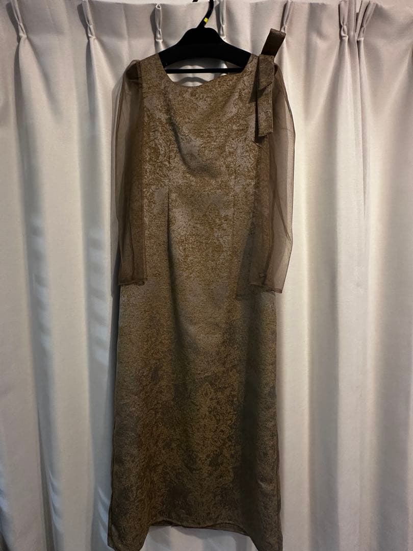 オケージョンドレス　お呼ばれ　LERURE dollydoll leja