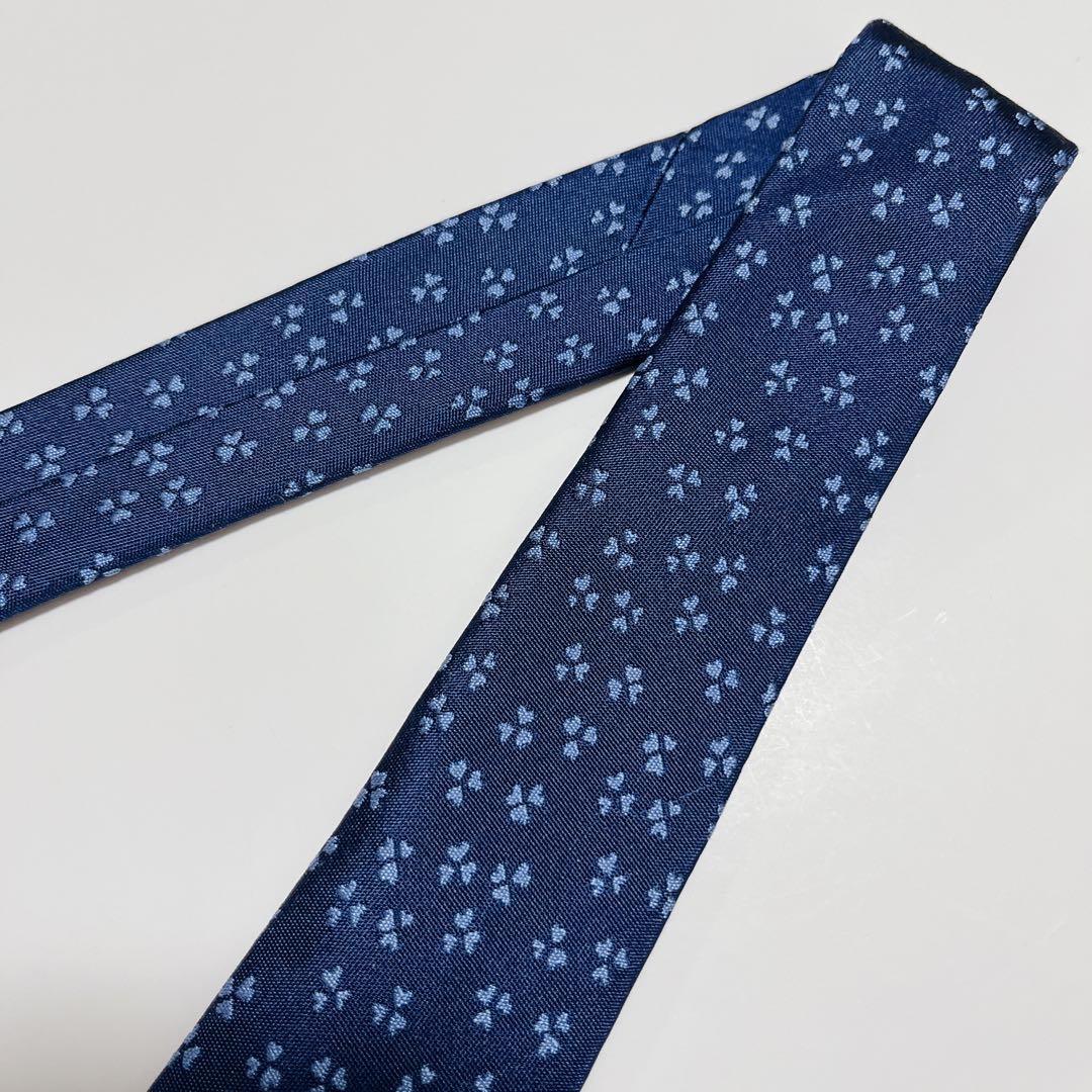 美品 エルメス ネクタイ ハイブランド ハート柄 光沢 ジャガード織り 希少 紺