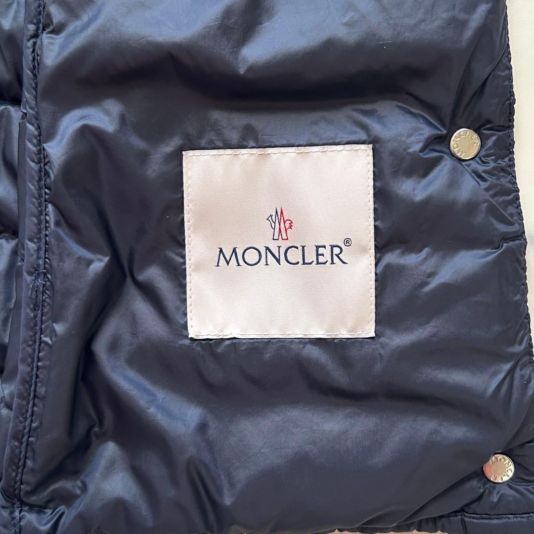 極美品 モンクレール 2023年モデル LIANE ダウンベスト ワッペン 紺