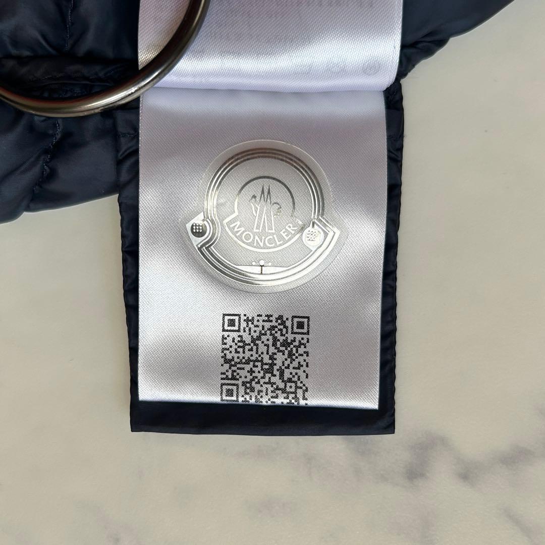 極美品 モンクレール 2023年モデル LIANE ダウンベスト ワッペン 紺