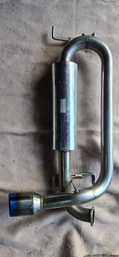 86/BRZ　LEG MOTORSPORTクラブスポーツ　スポーツエンドマフラー