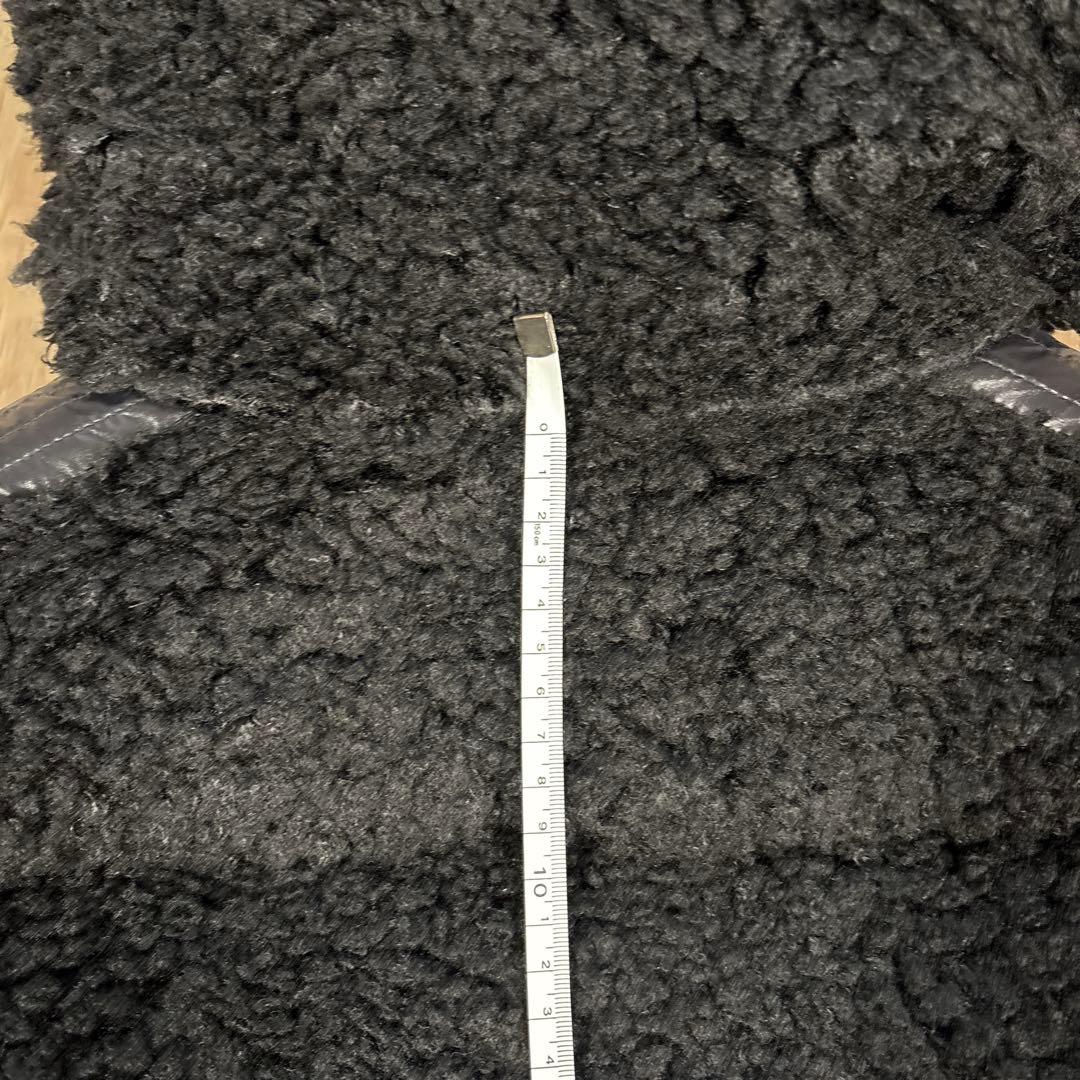 hiroさま専用 【美品】モンクレール ボア素材 ブラックダウンベスト