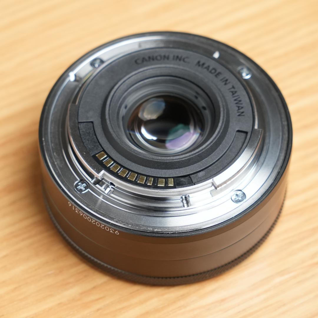 CANON EF-M22mm F2 STM グラファイト