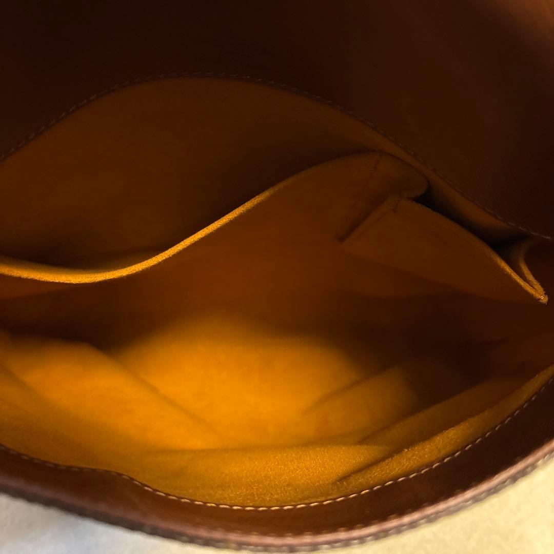 Louis Vuitton 肩掛けバッグ